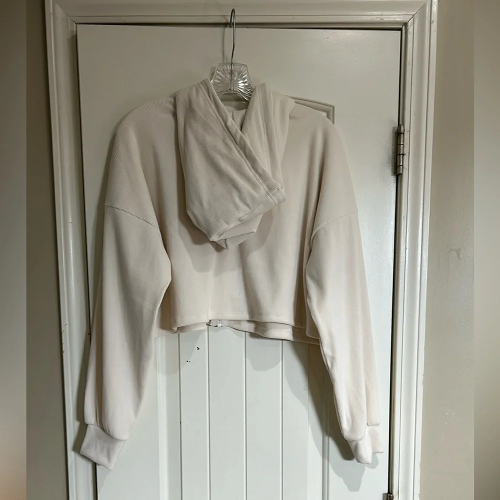 New Soft Cozy Cream Cropped Hoodie - Picture 2 of 7